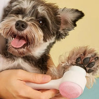 Brosse nettoyante et massante pour pate de chien